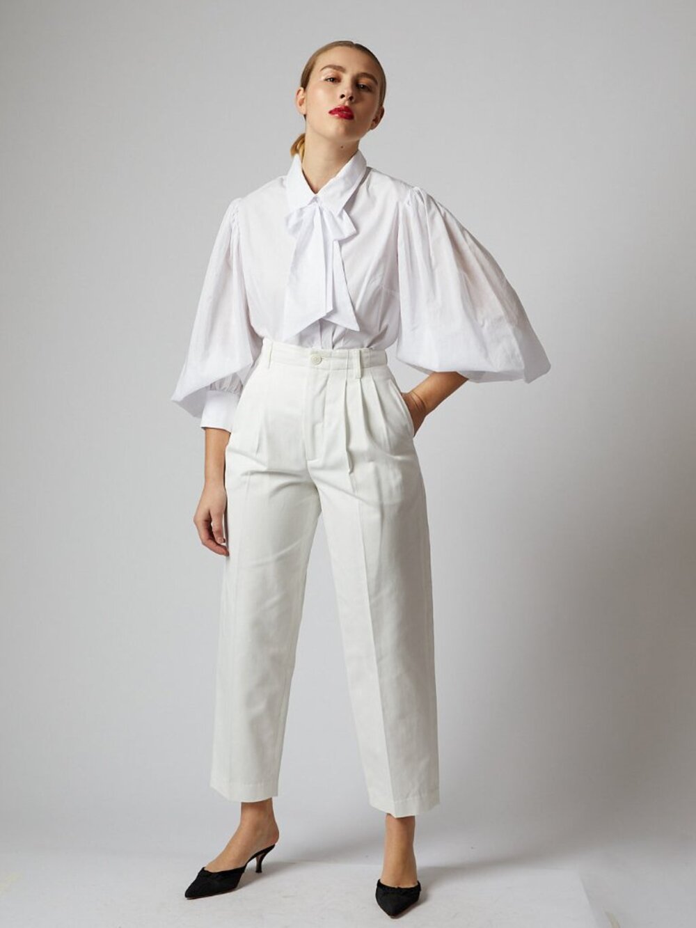 Behida Dolic Cotton Cassie Pants in White, Small, EUC
